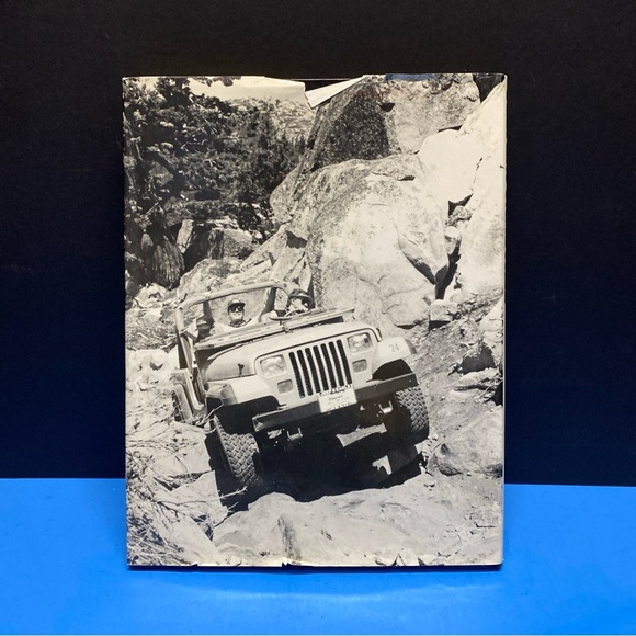 Jeepers Jamboree Book 2 The First 40 Years Peg Presba Hardcover First Ed. Jeep - Picture 2 of 12